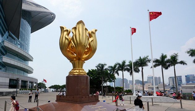 多名地產界富二代獲特區政府授勳