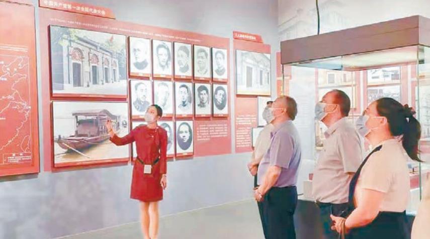 慶祝建黨百年 彰顯先輩信念 新疆革命文物展開展