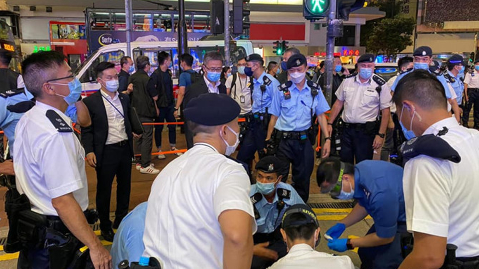 【港事講場】美化恐襲者反智害全社會
