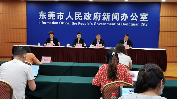 東莞疫情中風險地區清零 「一老一少」人群疫苗接種有序推進