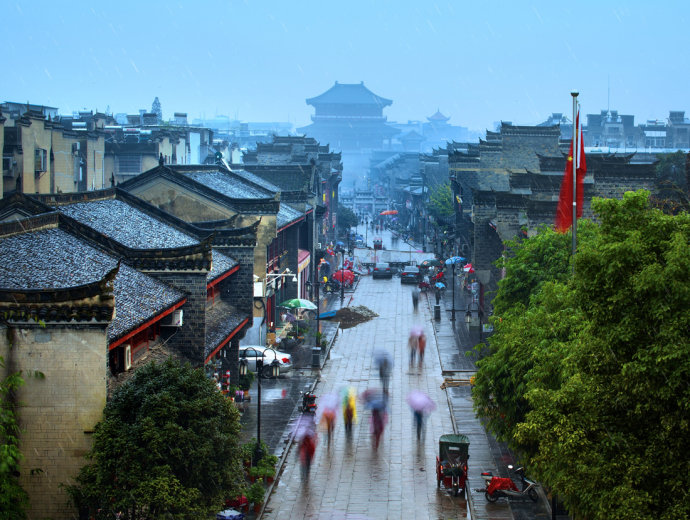 知名作家醉享襄陽古城文化