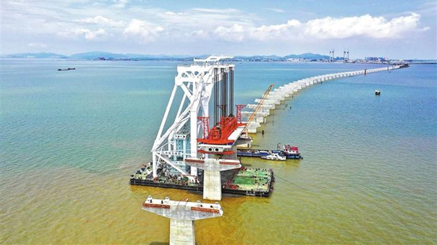 深中通道開始架橋