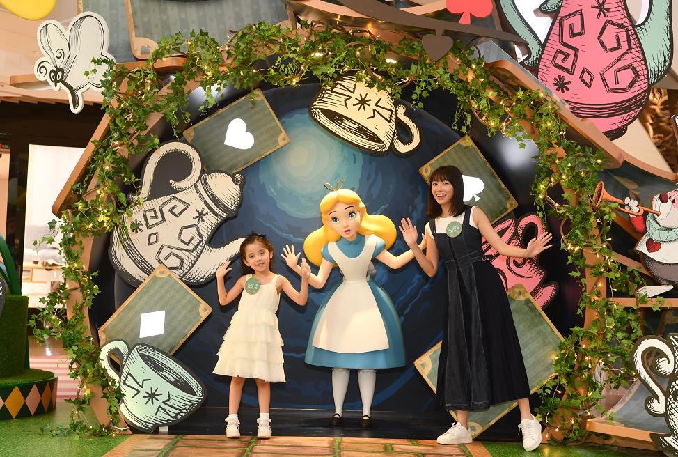 【購物】YOHO MALL推愛麗絲夢遊仙境期間限定店