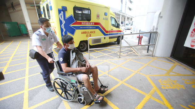 3地盤工港島山頂施工遭雷劈 受傷送院救治