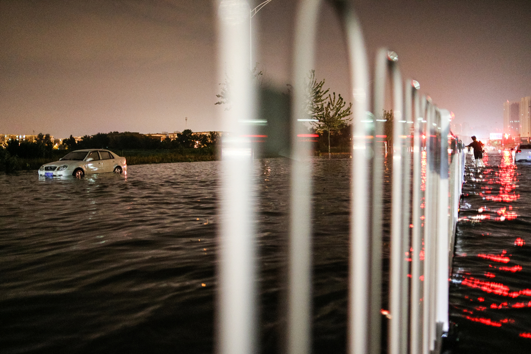 北京發布暴雨橙色預警 多家景區臨時關閉