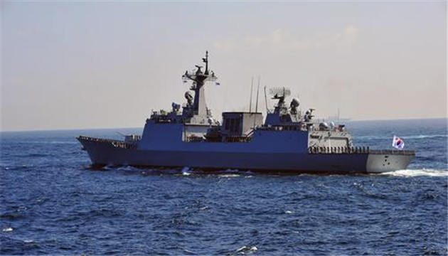 韓國軍艦爆集体感染 逾8成人員確診