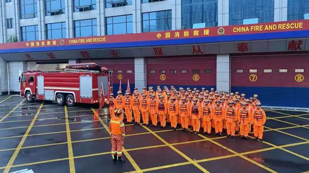 河北山西等7省1800名消防員馳援河南！