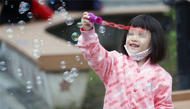 中央網信辦嚴查炒作「網紅兒童」行為