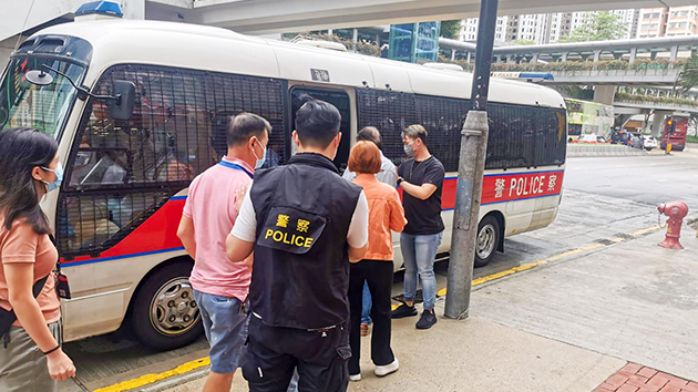 警方破荃灣非法麻雀賭檔 拘4男3女