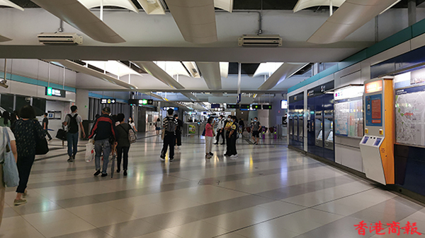 圖集｜港鐵元朗站現場平靜 未見人群聚集