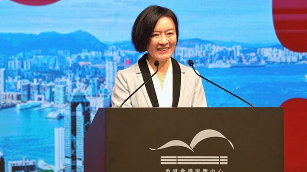 盧新寧：香港如疏離家國陷於「本土」 將無法創造獨具魅力的文化