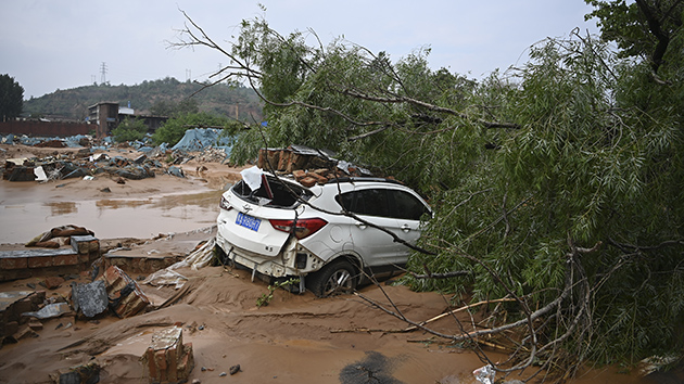 港區省級政協委員聯誼會一日籌400萬港元捐河南災民