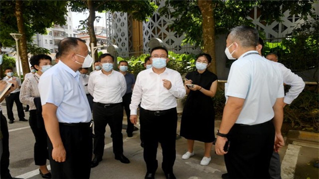 深圳市寶安區委書記王守睿率隊檢查防疫工作嚴守好空中門戶