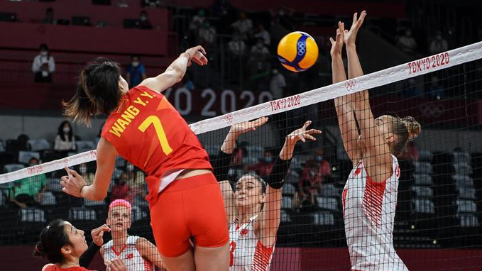 中國女排0:3不敵土耳其 郎平透露朱婷手腕傷情