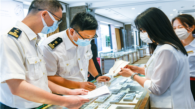助力番禺珠寶到香港珠寶展赴一場璀璨「約會」