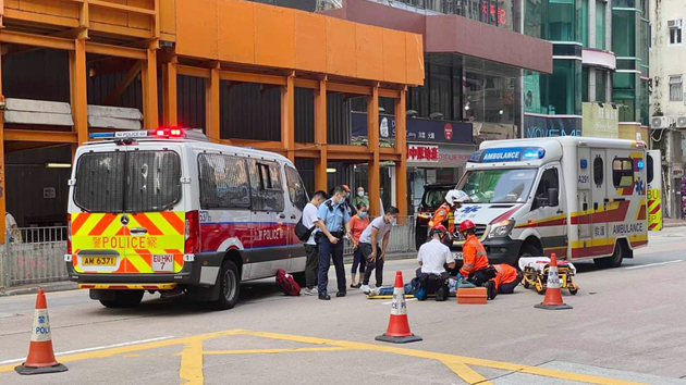男子灣仔遭七人車撞倒 昏迷送院不治