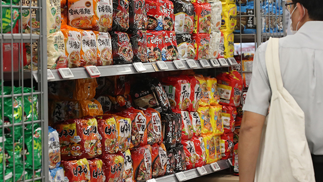 韓國知名品牌方便麵時隔13年首次漲價 