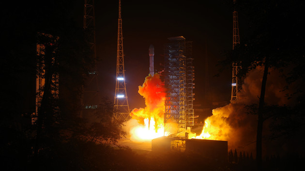 中星2E衛星在西昌成功發射