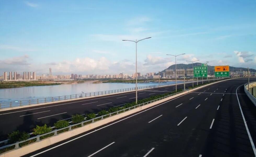 深高速上半年實現淨利潤12.19億元，同比增長逾22倍