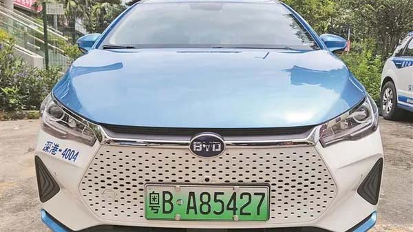 新型出租車亮相深圳街頭！