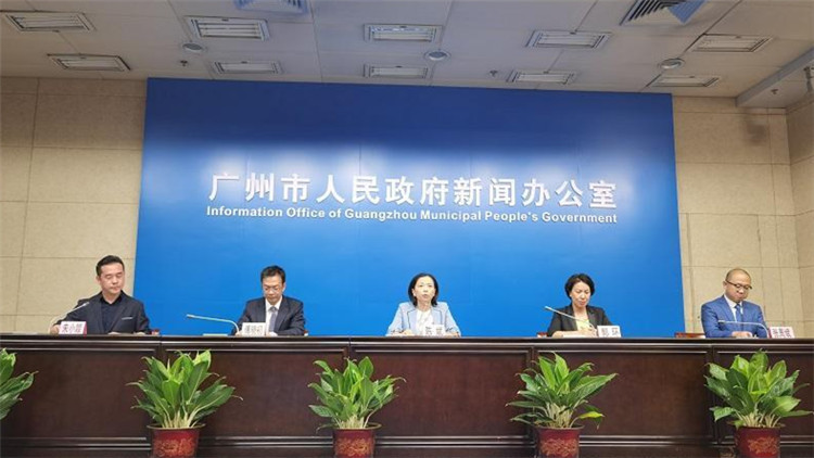 穗新增1例本土無症感染者 為收集垃圾時意外暴露感染