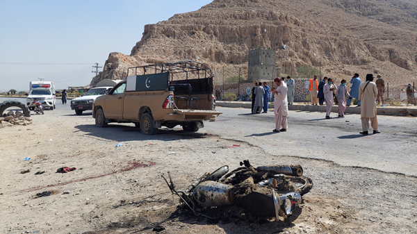 巴塔發動自殺式襲擊 致3名軍人死20傷