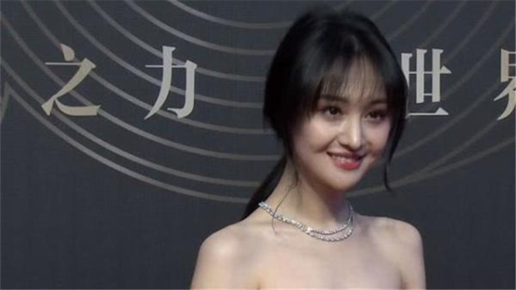 微博賬號被封 鄭爽Ins發文：不會輕易放棄