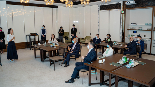 酒店業選委會候選人拜訪新世界集團