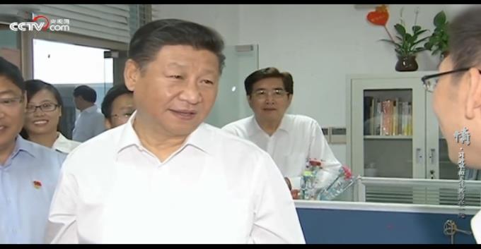 有片 | 《情·習近平和人民教師在一起》