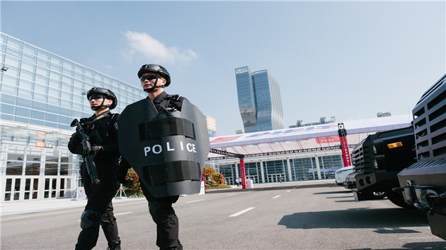 廈門警方英姿颯爽保障投洽會順利進行