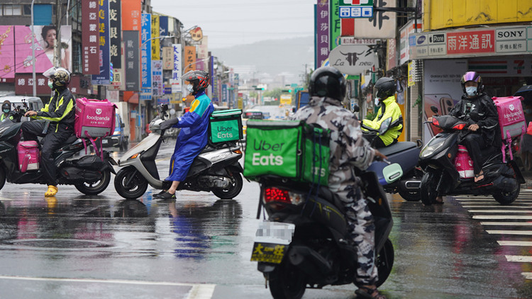 輿論：民進黨當局操作駐美「代表處」改名是「台獨」色彩的豪賭