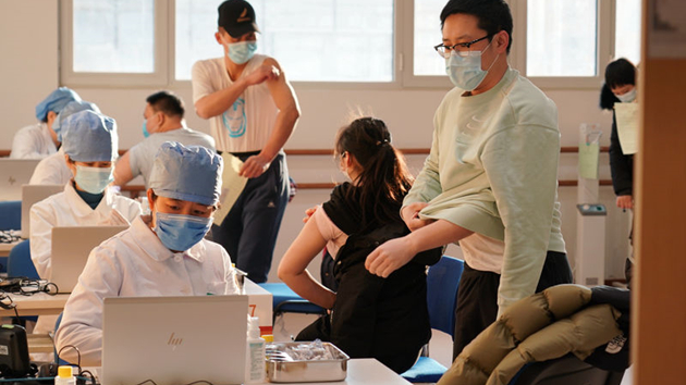  全球首款可吸入式新冠疫苗亮相 安全性優於肌肉注射 