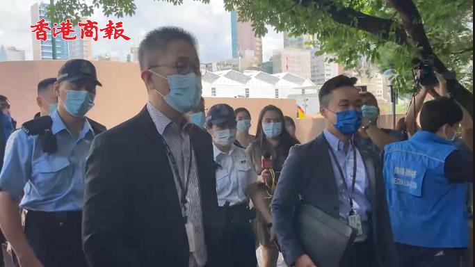 有片 | 警務處「一哥」蕭澤頤到九龍公園票站巡視