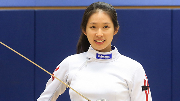 女子重劍選手江旻憓為港隊再添一銅 15比14力挫對手