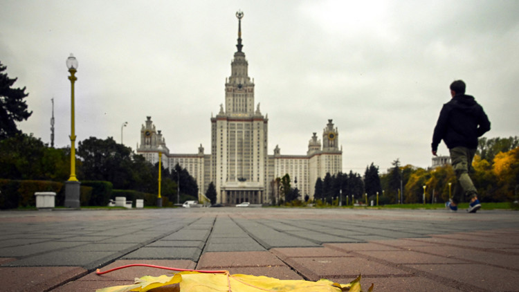 俄核潛艇首次水下發射「鋯石」導彈