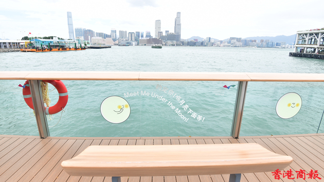 圖集 | 灣仔、銅鑼灣海濱一帶開放 吸引大批市民前來朝聖