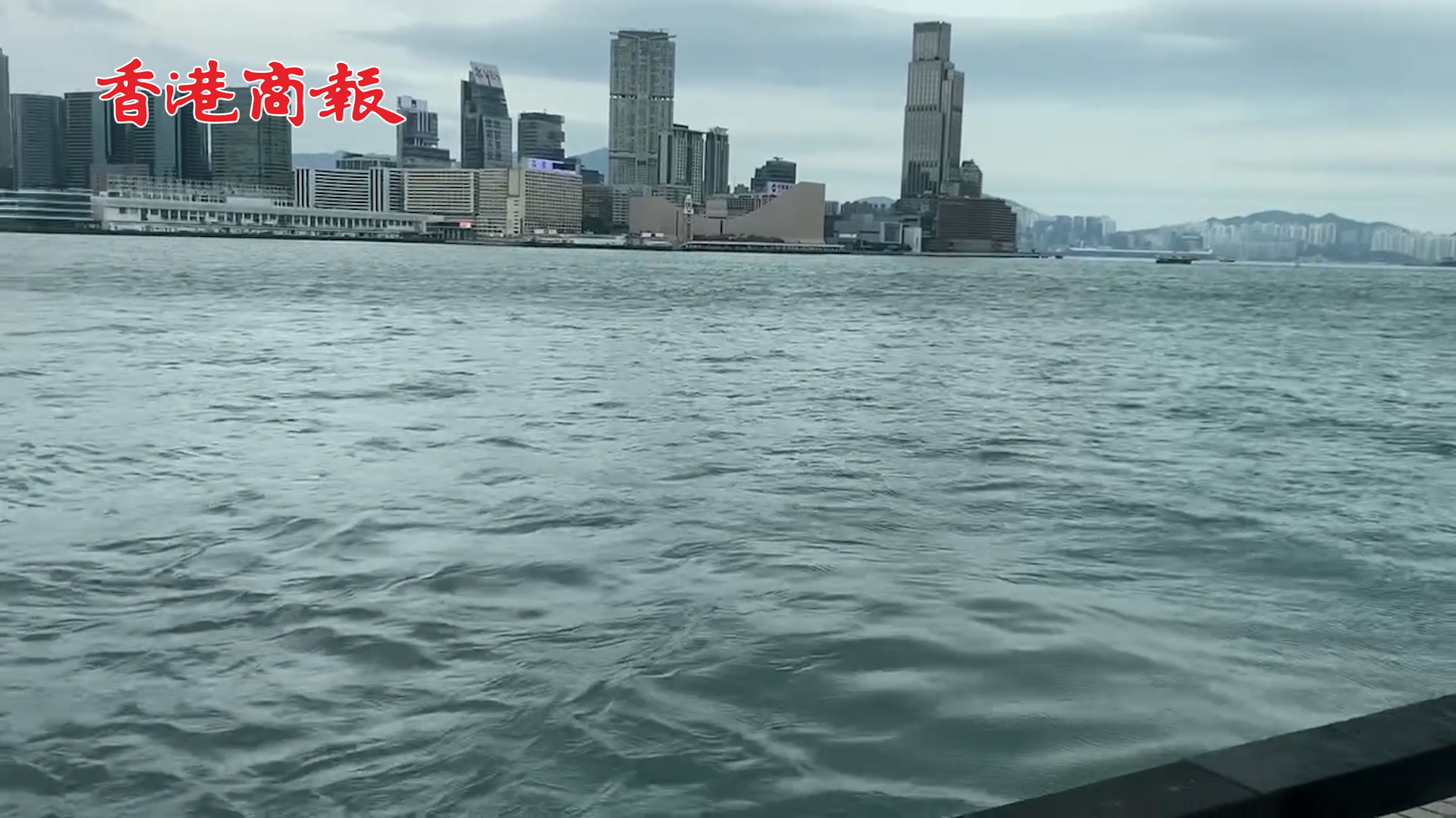 有片丨「圓規」闖港 天文台：下午5時20分或之前掛八號波