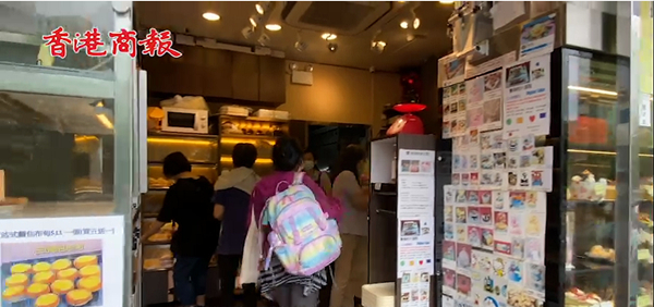 有片 | 颱風「圓規」襲港 市民湧街市搶購餸菜