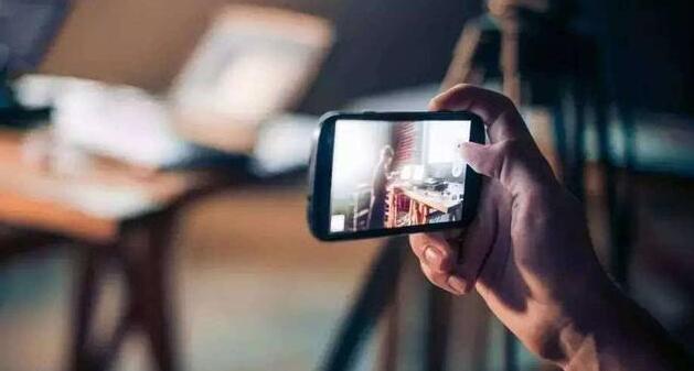 經濟日報：網紅補稅釋放什麼信號?