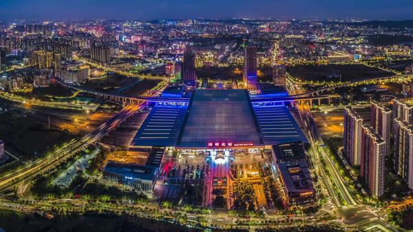 錨定方向 搶抓機遇 乘勢而上 深圳龍華：全速構建「數字龍華 都市核心」