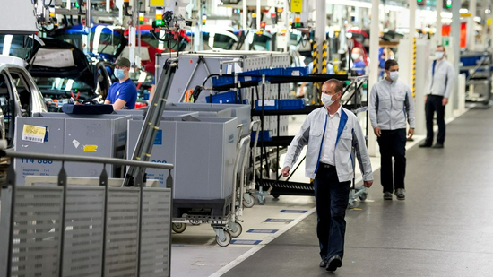 大眾汽車高管：全球晶片短缺將持續到2022年