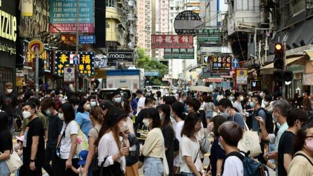 【鑪峰遠眺】香港慢進也是退的表現和根源