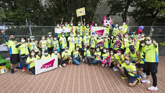 城大校長第12度帶領成員出戰渣打馬拉松