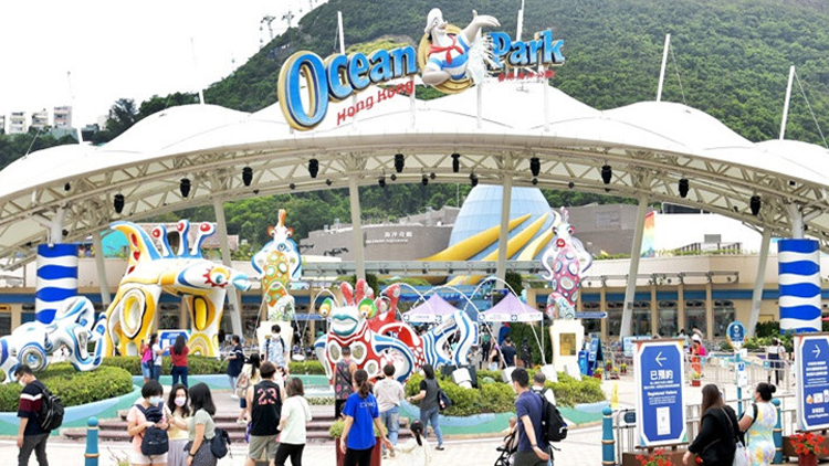 海洋公園本財年淨蝕逾11億 業界料通關後才有轉機