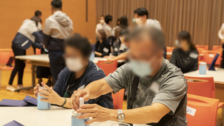 懲教署和警務處合辦「並肩同行」 改善在囚青少年和家人關係