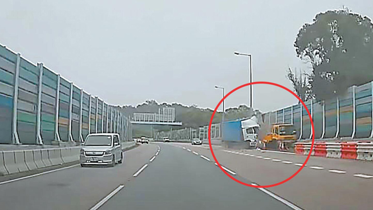 吐露港公路車禍漏油釀大塞車 往上水車龍10公里