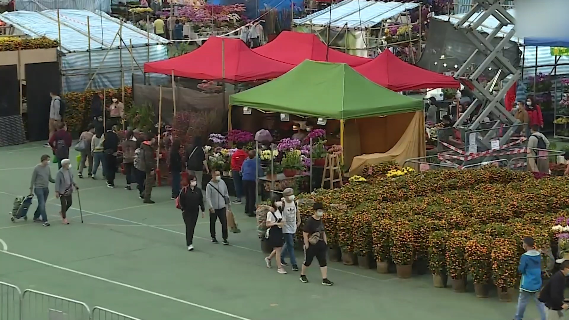 有片丨2022年香港春節年宵市場無快餐攤位 经营者须接种疫苗