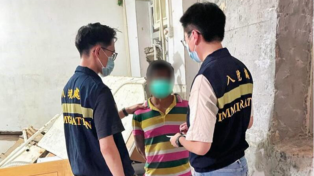 入境處全港各區打擊非法勞工 拘捕14黑工1僱主