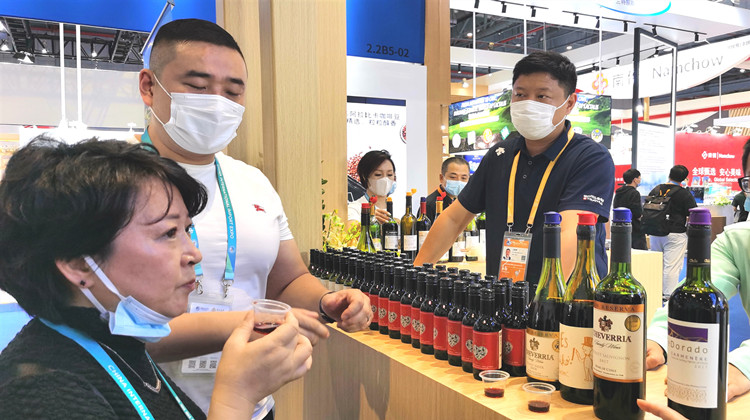 【商報進博搜搜搜】有片｜Trump品牌葡萄酒連續四屆現身進博會