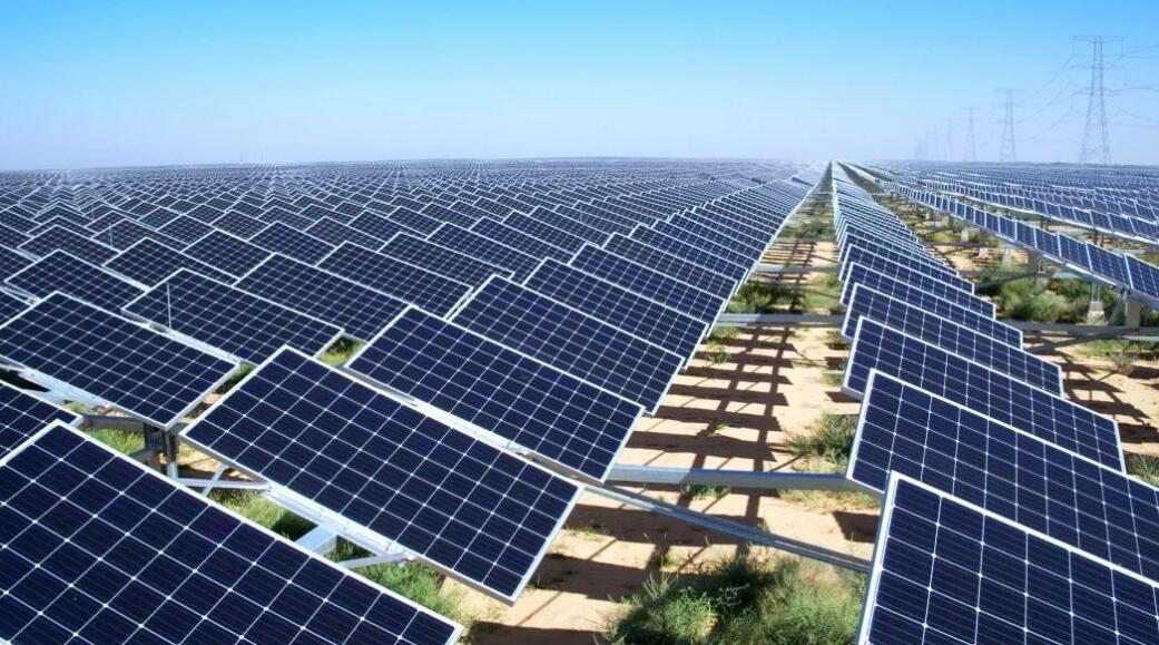 發改委：4省區集中組織開工一批大型風電光伏基地項目 規模近3000萬千瓦